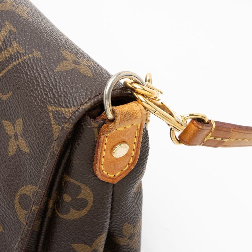 Louis Vuitton Monogram Canvas Favorite MM Shoulder Bag - Picture 14 of 15